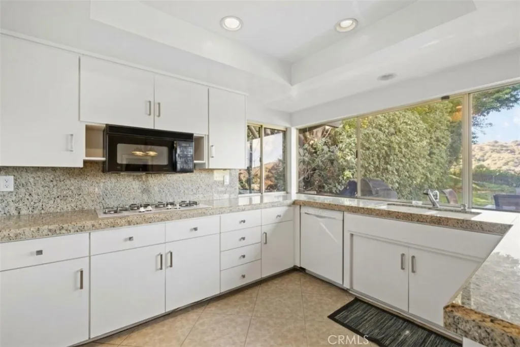 4157 Aleman, Tarzana, CA 91356 - Photo 2 of 17, Tarzana, CA