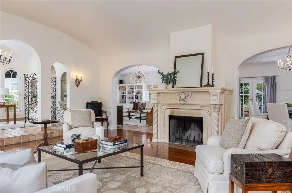 570 E Glenarm Street, Pasadena, CA 91106 - Photo 5 of 42, Pasadena, CA
