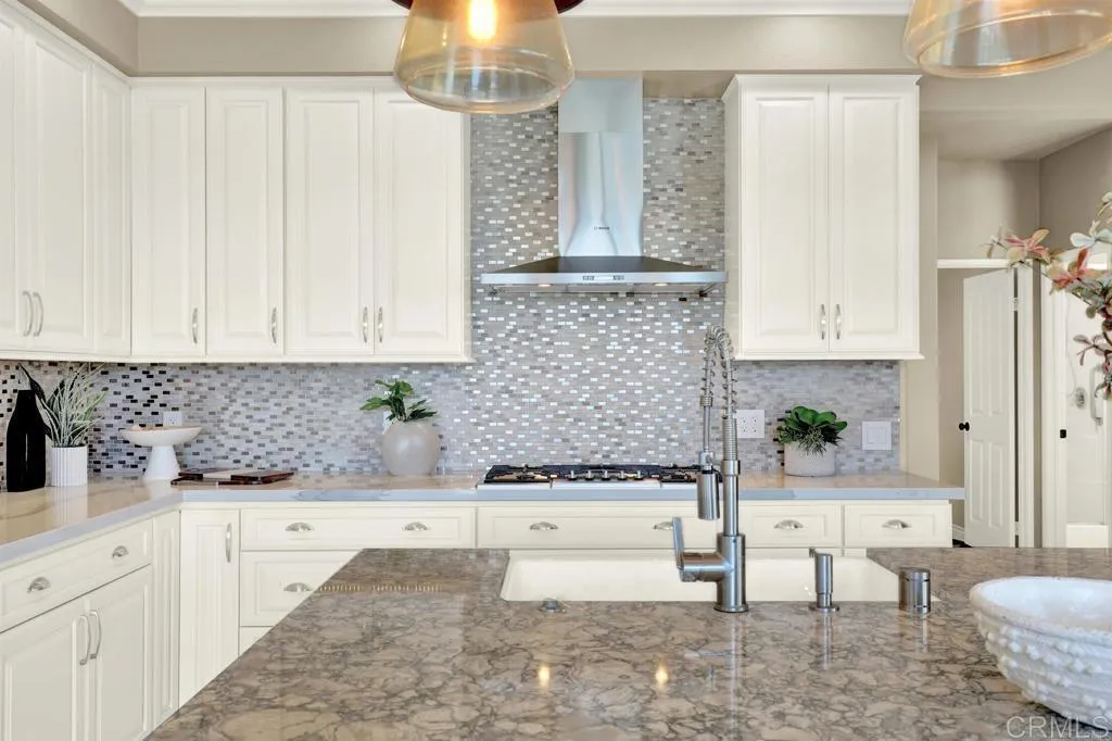 https://cdn.realtyfeed.com/cdn/127/306762198/9eb723f0f76fb3e0410eeb64decb1eaf.webp