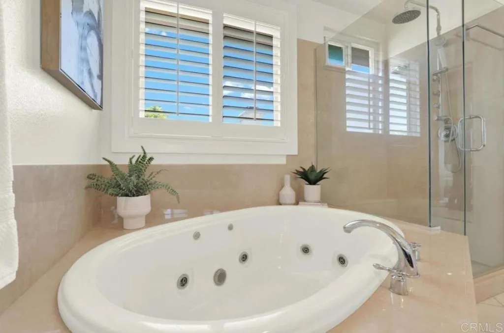 https://cdn.realtyfeed.com/cdn/127/306762198/aaa9c2ddbd80f9c699dea32b277690a8.webp