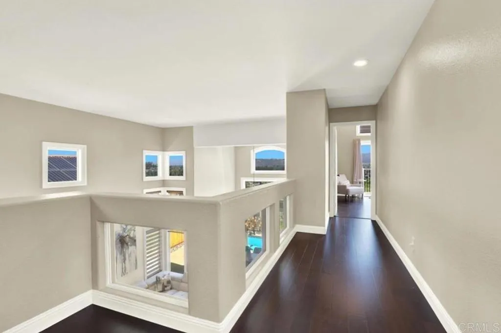 https://cdn.realtyfeed.com/cdn/127/306762198/c179f8c6d5a8fff64b4b09a83d058b7d.webp
