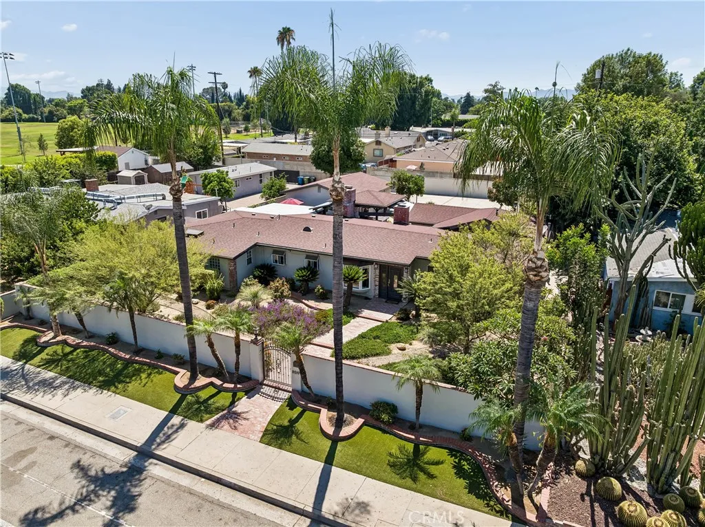 8519 Winnetka Avenue, Winnetka, CA 91306 - Photo 2 of 38, Winnetka, CA