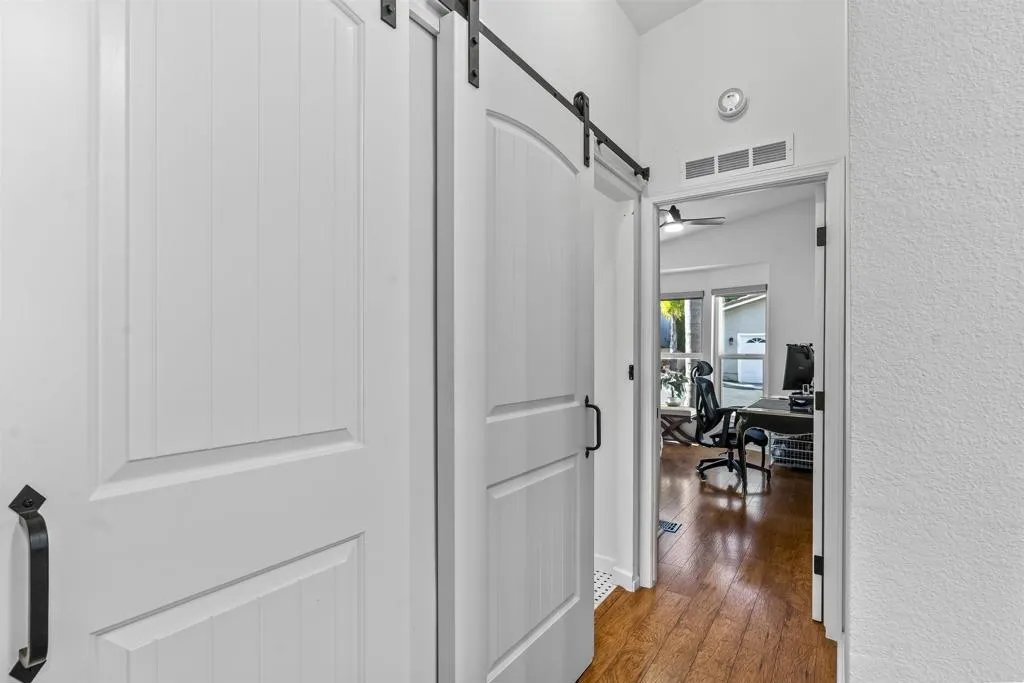 https://cdn.realtyfeed.com/cdn/127/306762212/b16aa47adbfa34b97d49fc6e3e080a5f.webp