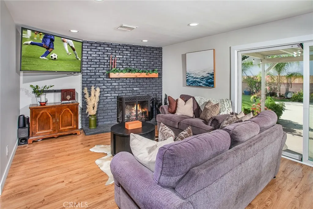 21709 Michale Street, Canoga Park, CA 91304 - Photo 2 of 16, Canoga Park, CA