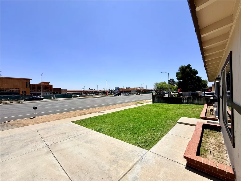 24846 Alessandro, Moreno Valley, CA 92553 - Photo 5 of 47, Moreno Valley, CA