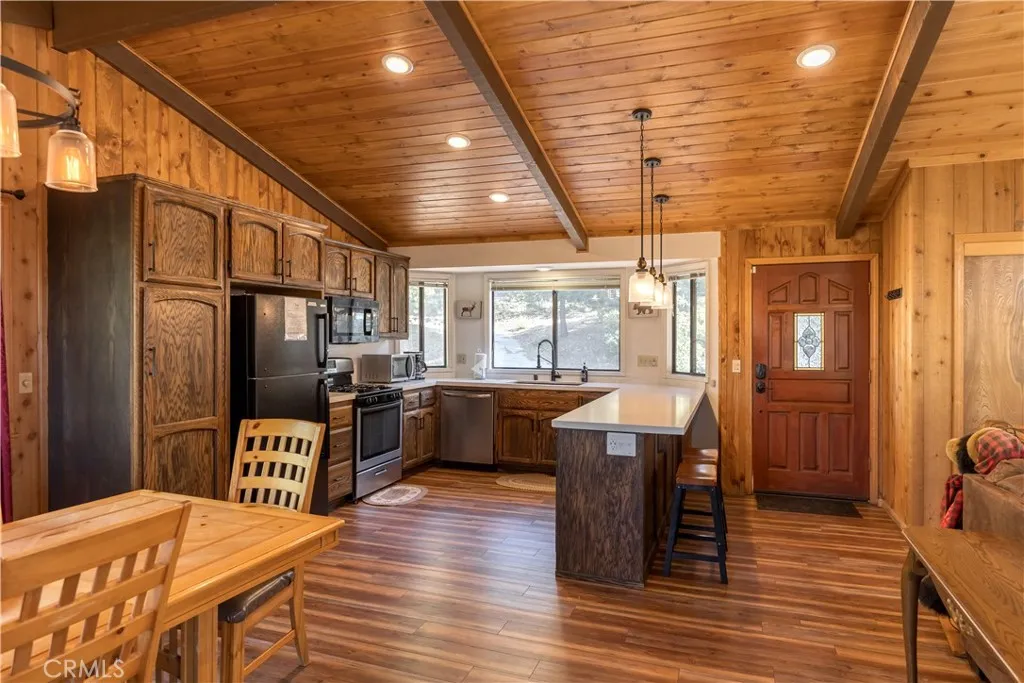 1414 Klamath, Big Bear, CA 92314 - Photo 5 of 30, Big Bear, CA
