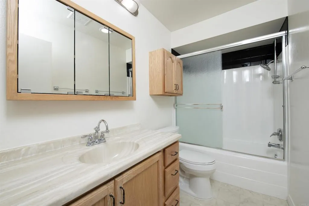 Photo #13: PTP2605129 Listing: Photo #13