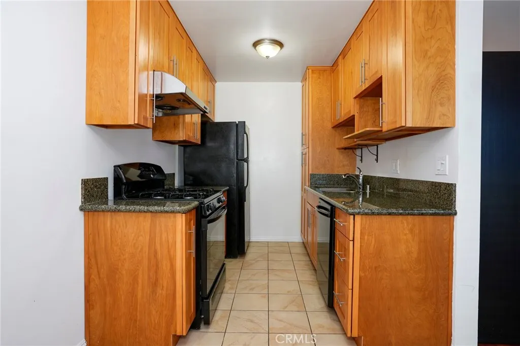 930 E 1st, Long Beach, CA 90802 - Photo 4 of 19, Long Beach, CA