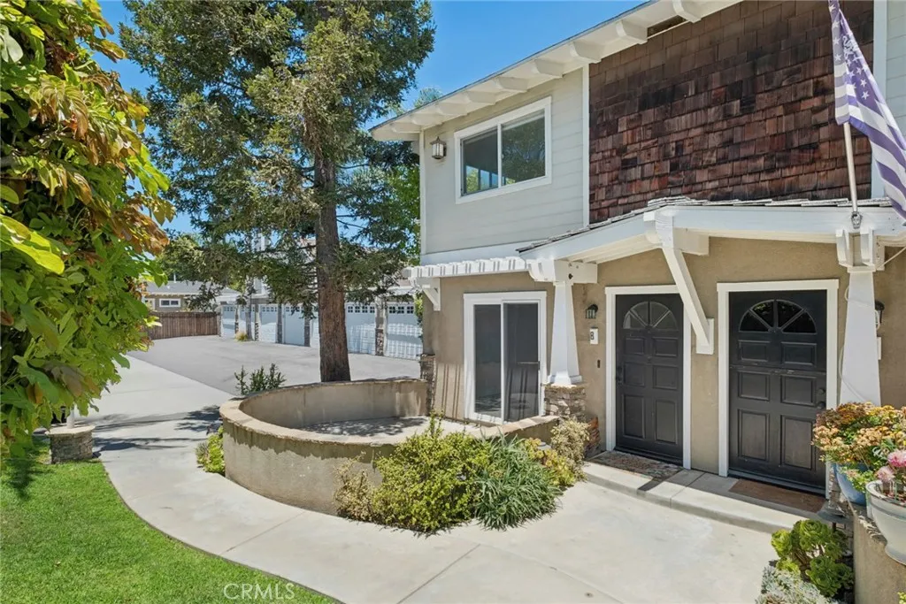 2550 Elden Unit B, Costa Mesa, CA 92627 - Main photo, Costa Mesa, CA