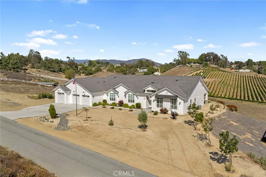 41799 Calle Contento, Temecula, CA 92592 - Photo 3 of 75, Temecula, CA