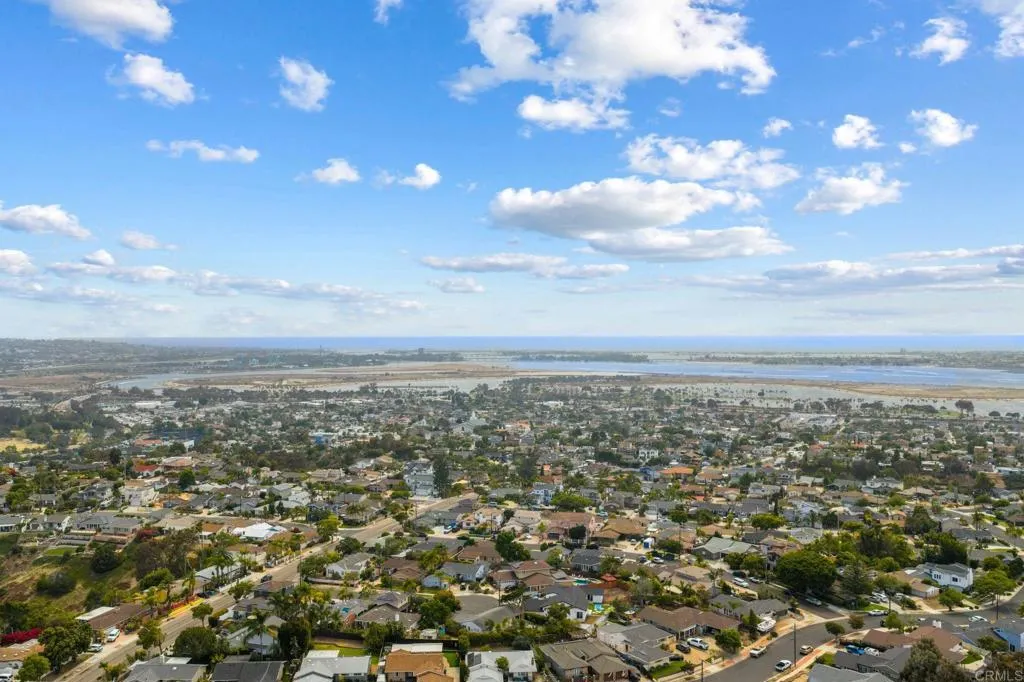 https://cdn.realtyfeed.com/cdn/127/306762262/603d72555f54fa06e3e3438df1e1b8fa.webp