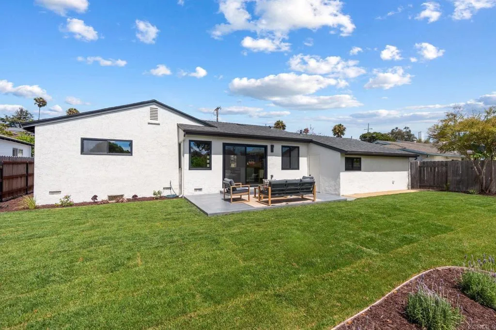 https://cdn.realtyfeed.com/cdn/127/306762262/80525aae2ddd2fd603650daad6311103.webp