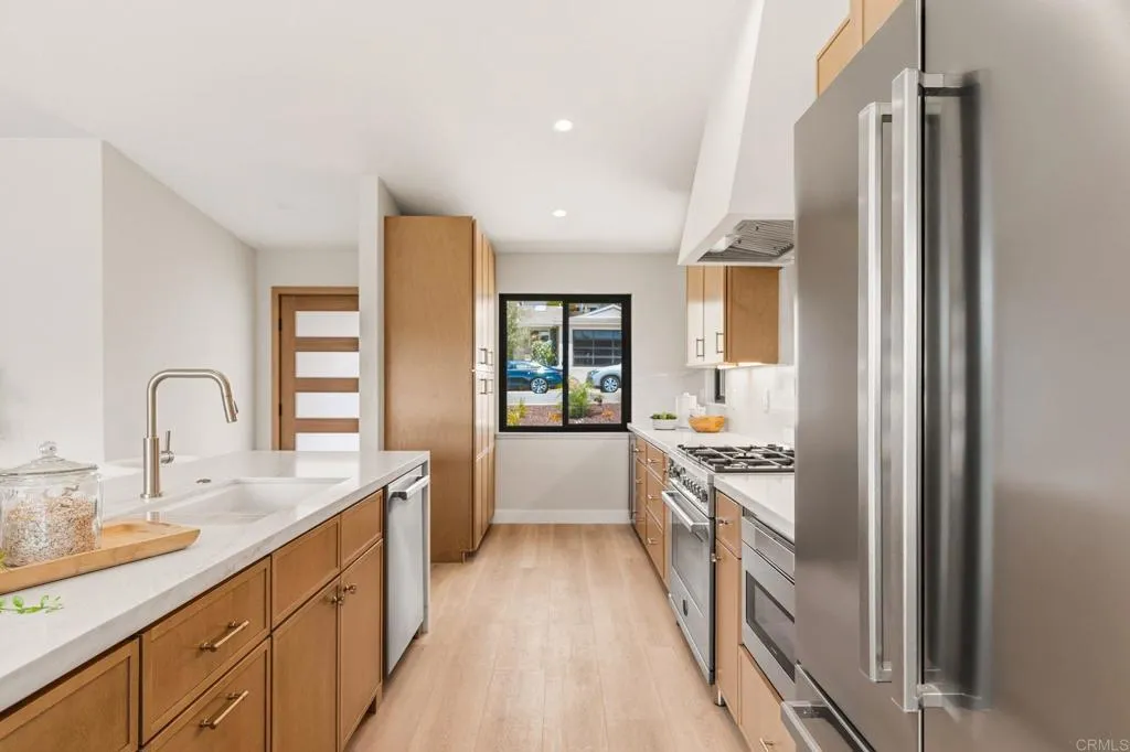 https://cdn.realtyfeed.com/cdn/127/306762262/cf35b627ed036a5dee2a73851b8b790a.webp