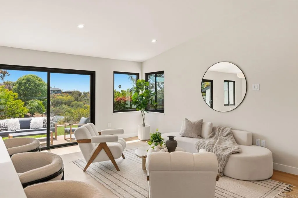 https://cdn.realtyfeed.com/cdn/127/306762262/f27526cbb3fbc2c895b163e893d6861d.webp