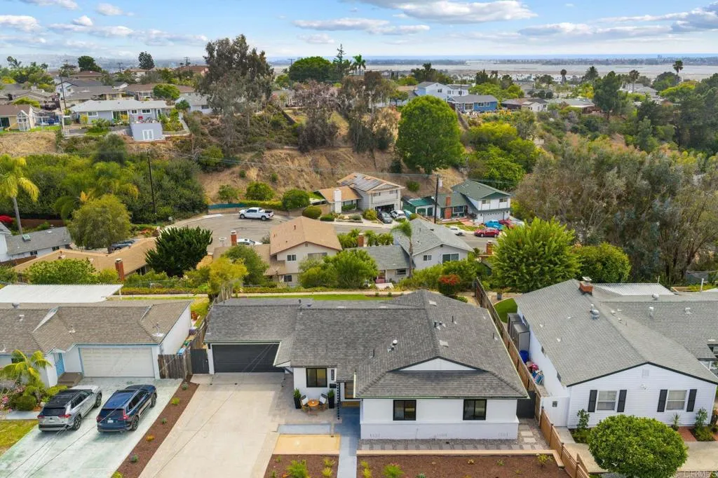 https://cdn.realtyfeed.com/cdn/127/306762262/f44ff489531279a86cbd16367f63ecd0.webp