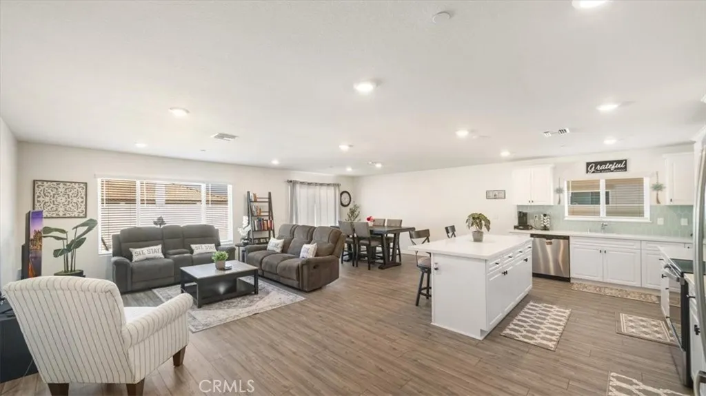 22739 Morning Spruce Street, Nuevo, CA 92567 - Photo 3 of 16, Nuevo, CA