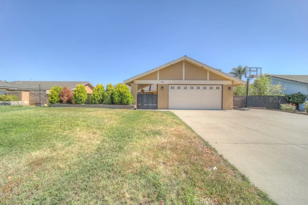 6591 Grant, Chino, CA 91710 - Main photo, Chino, CA