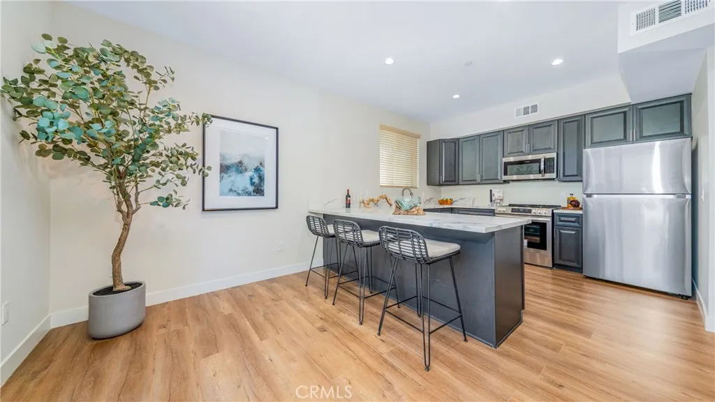 17158 Chatsworth Street Unit 1, Granada Hills, CA 91344 - Photo 5 of 17, Granada Hills, CA