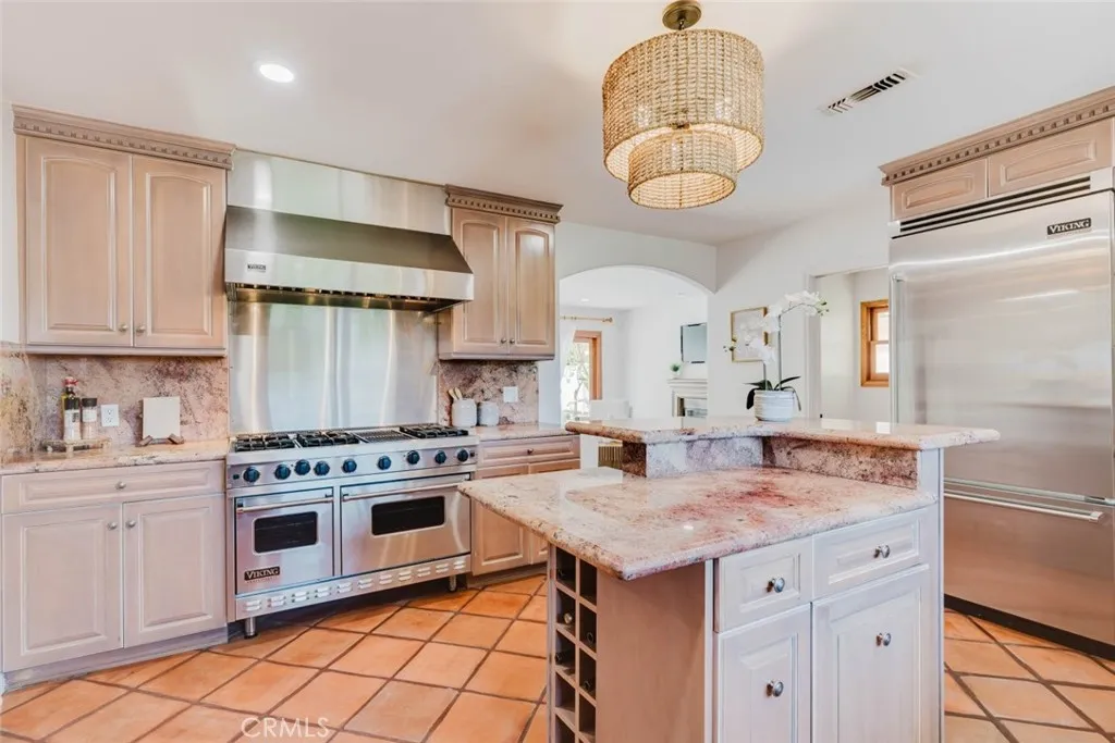 17827 Roscoe Boulevard, Northridge, CA 91325 - Photo 3 of 50, Northridge, CA