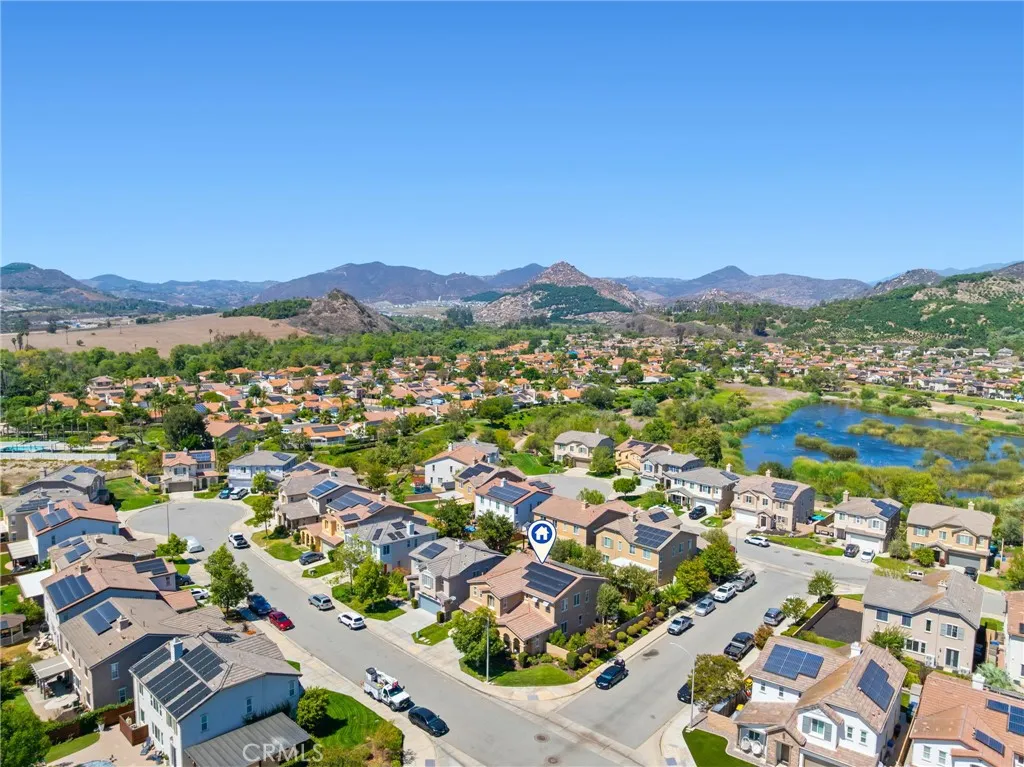 https://cdn.realtyfeed.com/cdn/127/306762351/156aa06c8ce58d838221fad2176c74b9.webp