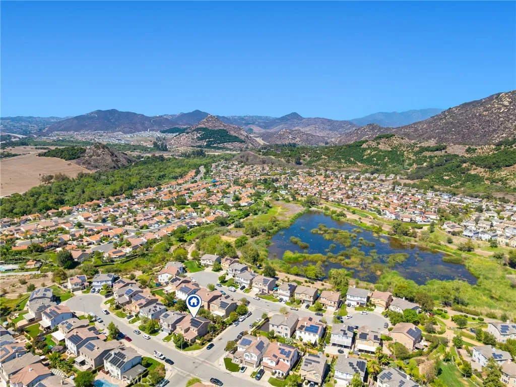 https://cdn.realtyfeed.com/cdn/127/306762351/283ff89239cdcbb9ecd06b2886738a1a.webp