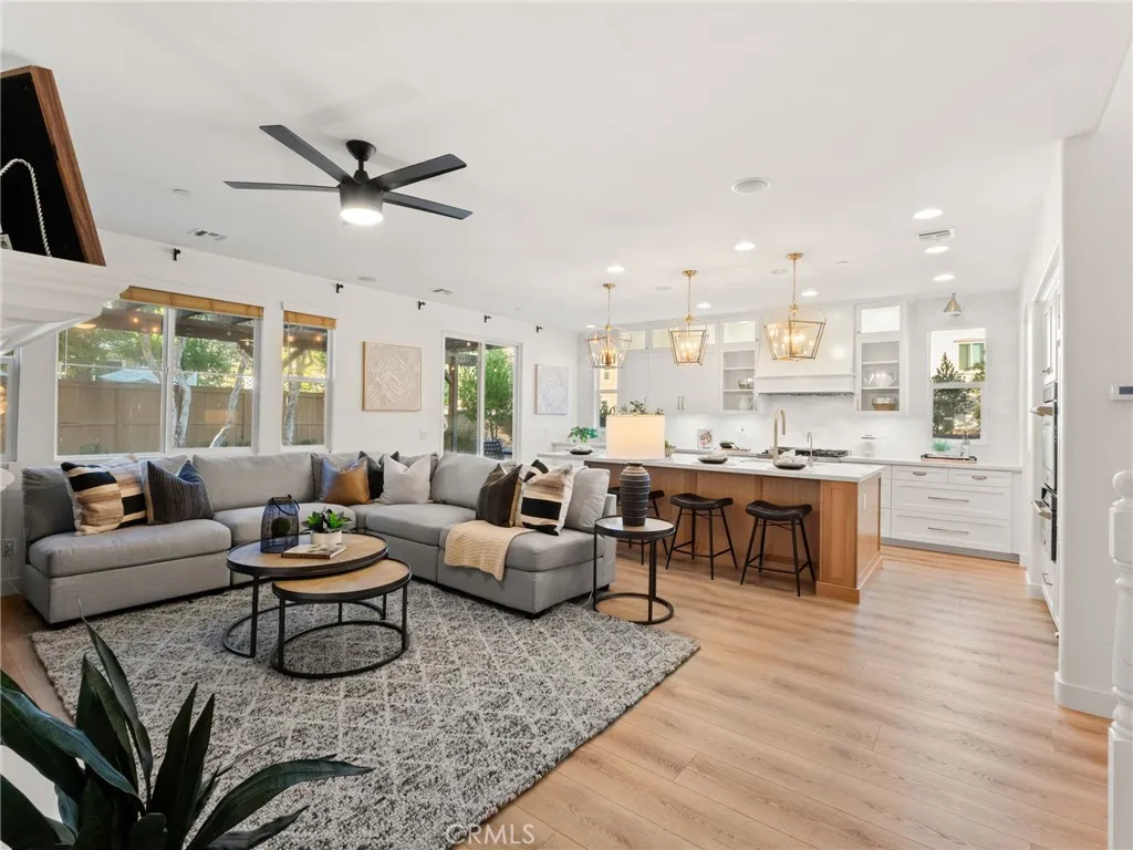 https://cdn.realtyfeed.com/cdn/127/306762351/3187c9a1428cd81e6855dd90e32c254f.webp