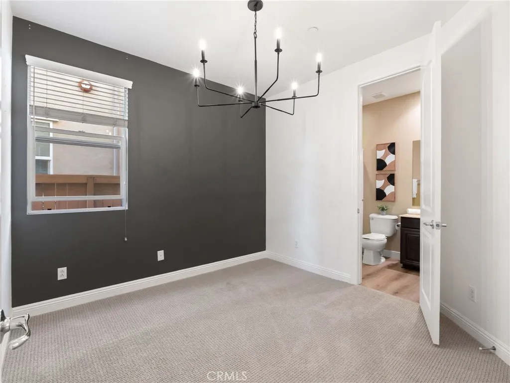 https://cdn.realtyfeed.com/cdn/127/306762351/484effb9b6163181a7fc1acf11c1b55f.webp