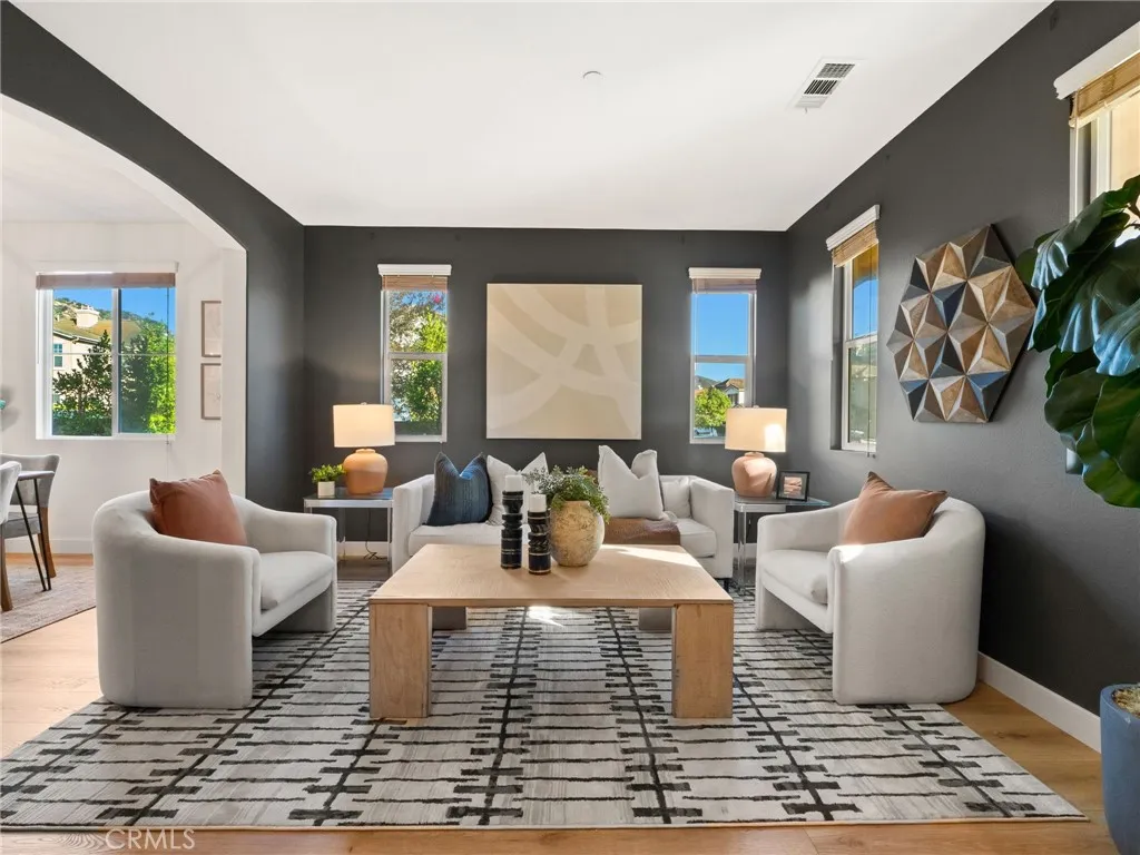 https://cdn.realtyfeed.com/cdn/127/306762351/5ba4dfd323318d403fe83b85f14d6dff.webp