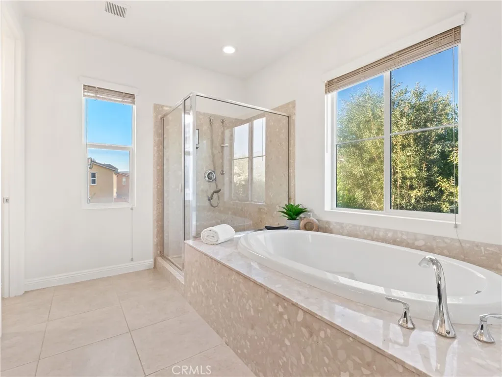 https://cdn.realtyfeed.com/cdn/127/306762351/7e888eea85d9d9eb72753870890e8927.webp