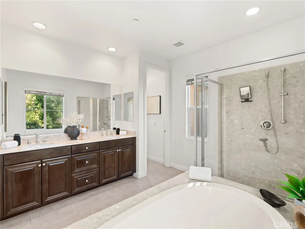 https://cdn.realtyfeed.com/cdn/127/306762351/95a7b8d6e47262ede1d836a72998fb25.webp