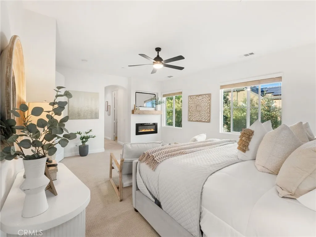 https://cdn.realtyfeed.com/cdn/127/306762351/d8143ce74955476c67c90ef1b2884aa8.webp
