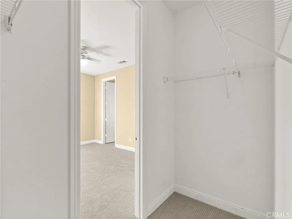 https://cdn.realtyfeed.com/cdn/127/306762351/e72969bd7385dbad9f689ae8f1f4e704.webp