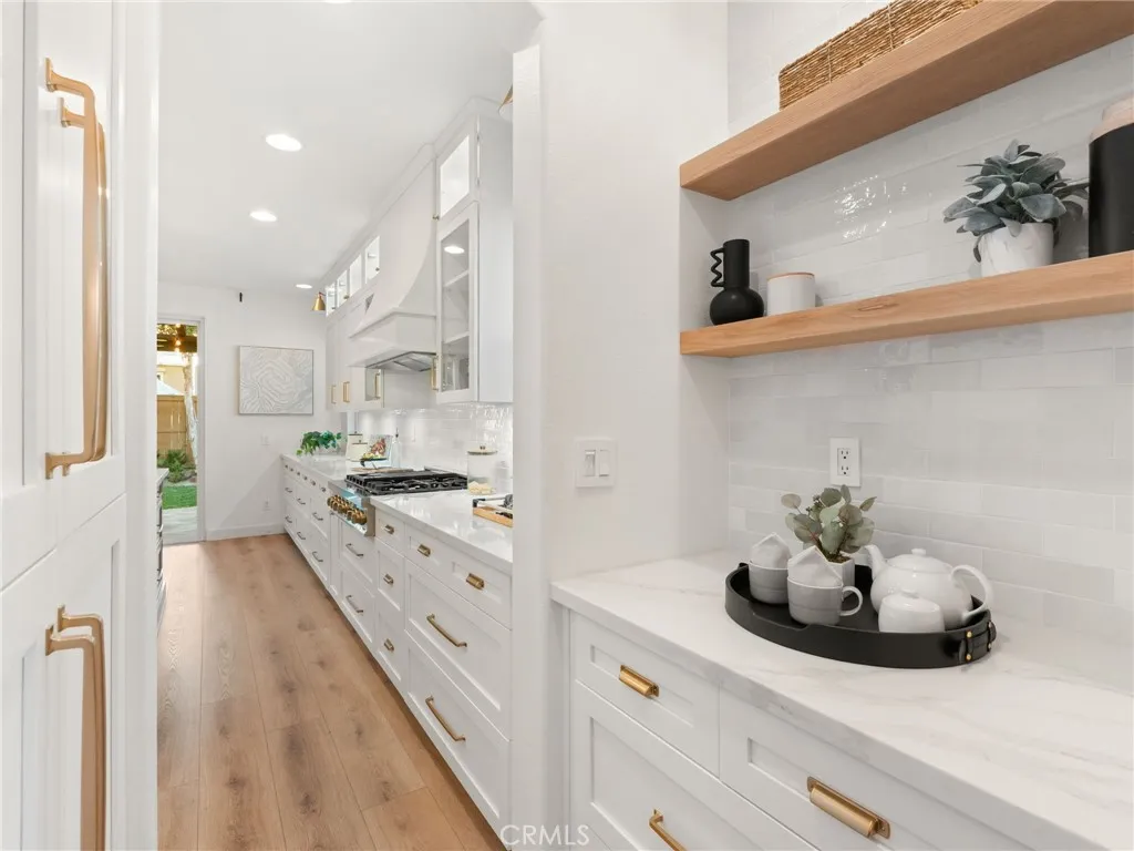 https://cdn.realtyfeed.com/cdn/127/306762351/e767db040a93e1c75bd939e79bd04cd8.webp