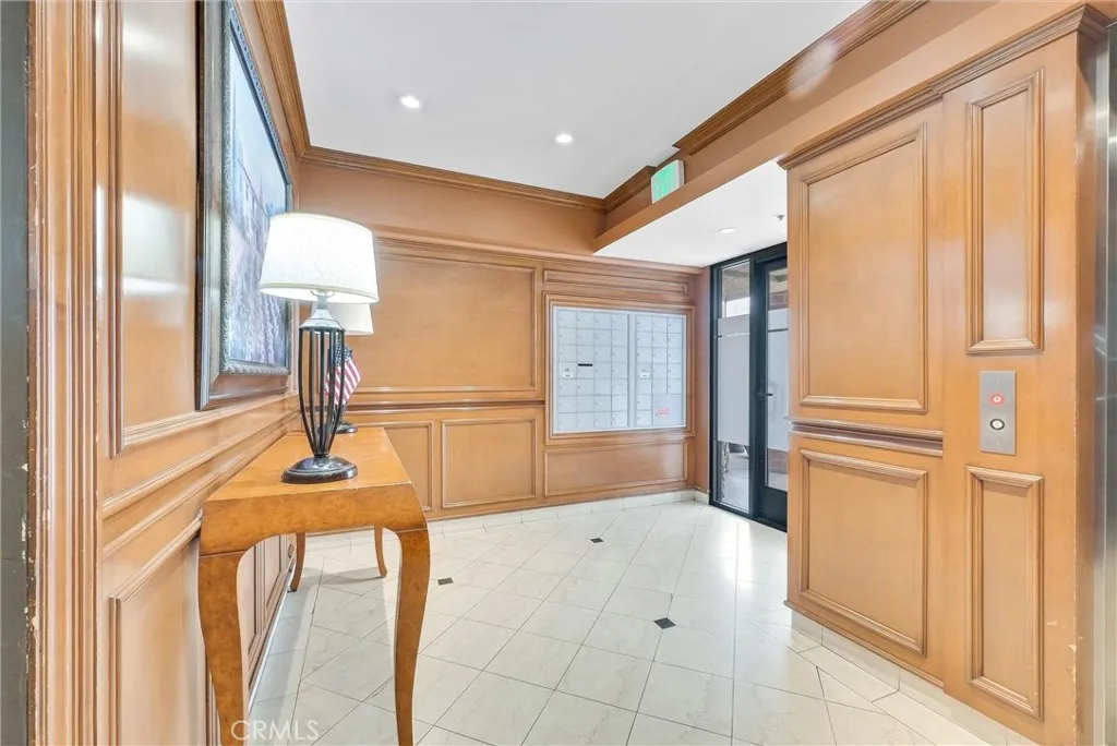 35 Linden Ave Unit 304, Long Beach, CA 90802 - Photo 5 of 39, Long Beach, CA