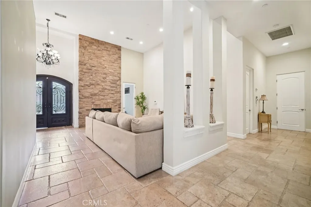 17401 Raymer, Sherwood Forest, CA 91325 - Photo 5 of 35, Sherwood Forest, CA