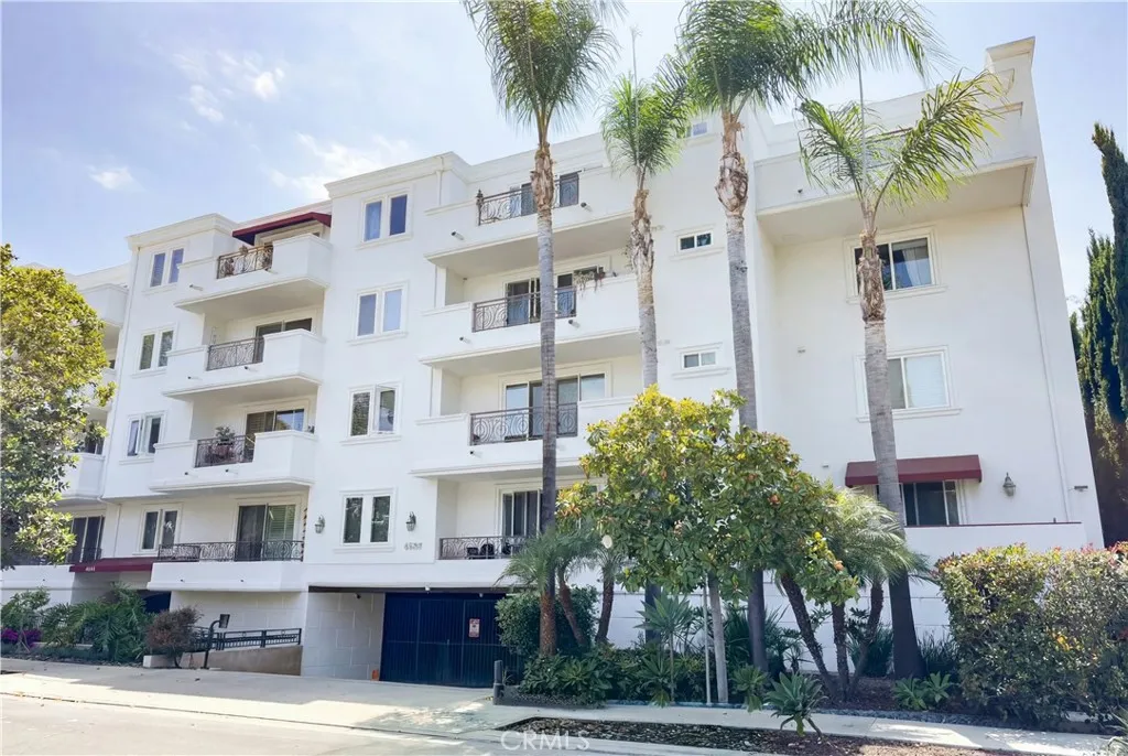 4533 Vista Del Monte Avenue Unit 201, Sherman Oaks, CA 91403 - Main photo, Sherman Oaks, CA