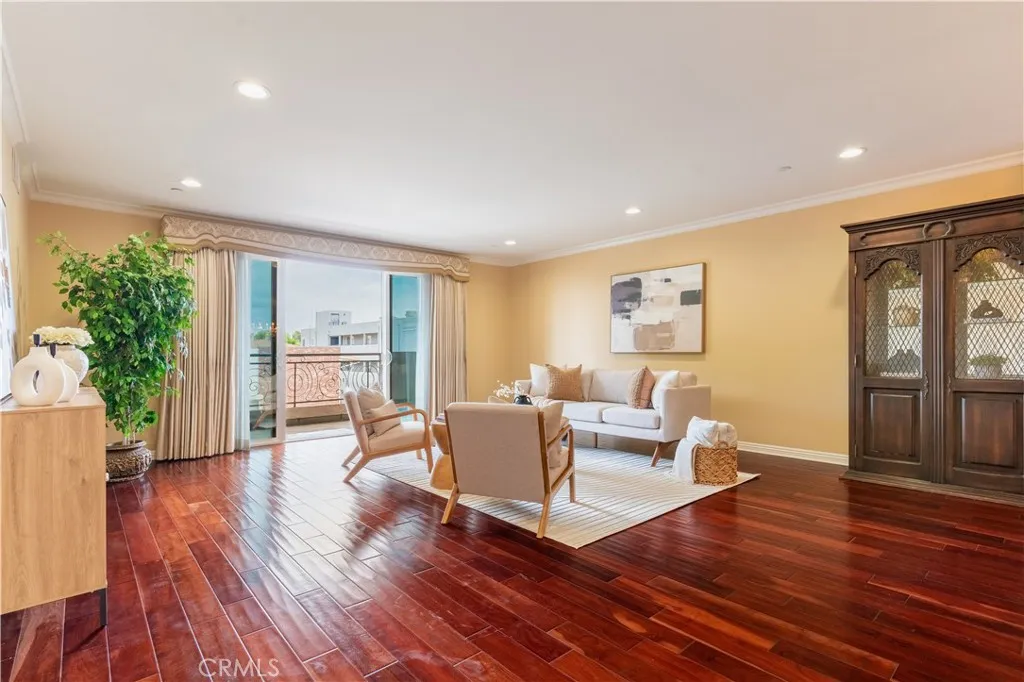 4533 Vista Del Monte Avenue Unit 201, Sherman Oaks, CA 91403 - Photo 4 of 31, Sherman Oaks, CA