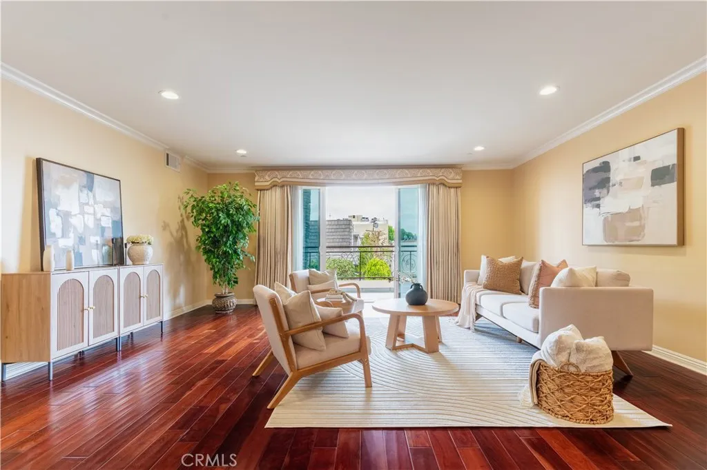 4533 Vista Del Monte Avenue Unit 201, Sherman Oaks, CA 91403 - Photo 2 of 31, Sherman Oaks, CA