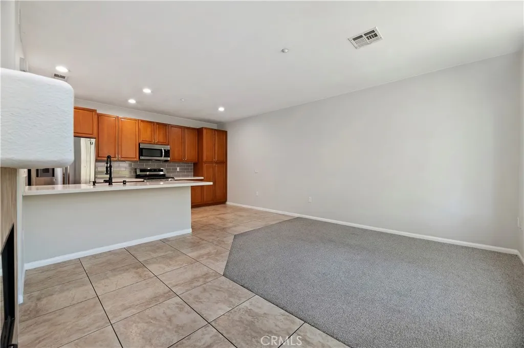30505 Canyon Hills, Lake Elsinore, CA 92532 - Photo 5 of 36, Lake Elsinore, CA