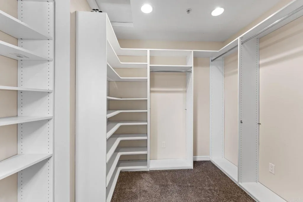 https://cdn.realtyfeed.com/cdn/127/306762414/543edb3d422d865d5708d0a864e27caf.webp