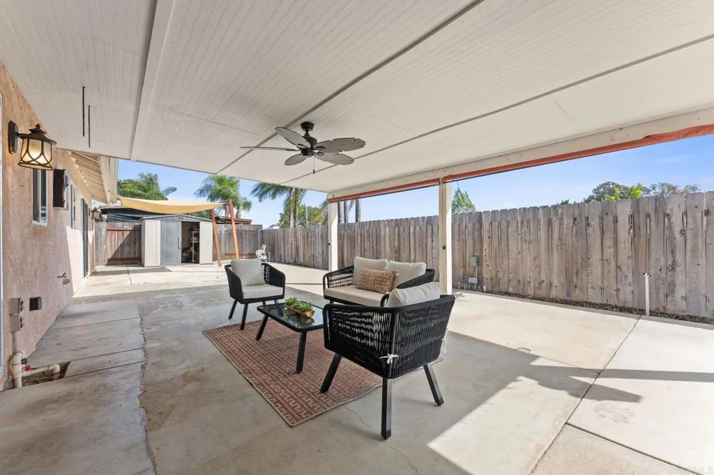 https://cdn.realtyfeed.com/cdn/127/306762414/72c2c4bc6faaad1a1763710efcf890f3.webp
