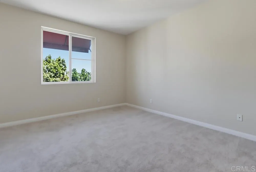 https://cdn.realtyfeed.com/cdn/127/306762427/185fff28725b9157f076f0f635d3bf94.webp