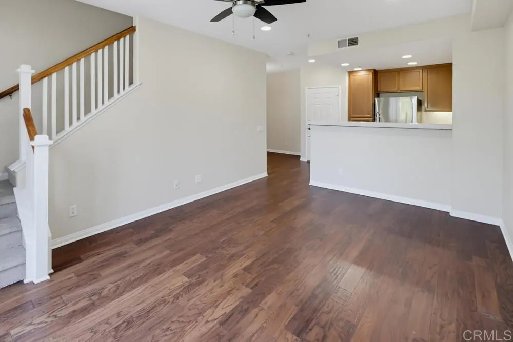 https://cdn.realtyfeed.com/cdn/127/306762427/41fcad9e5de4ca924398bb58abbe7426.webp