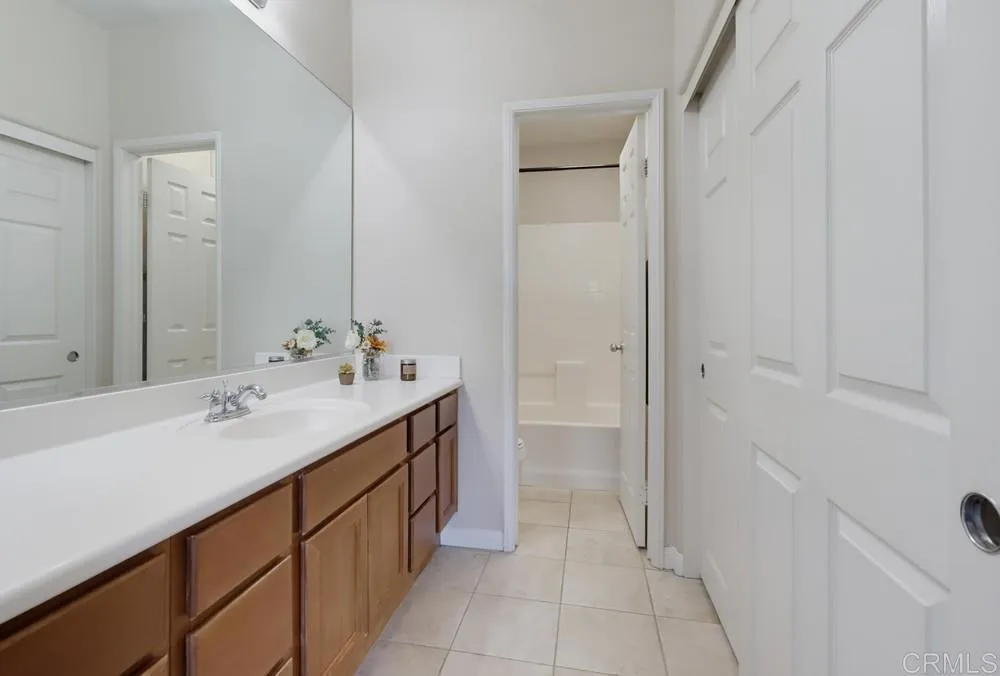 https://cdn.realtyfeed.com/cdn/127/306762427/585dd200833ebd9869264c369d847164.webp