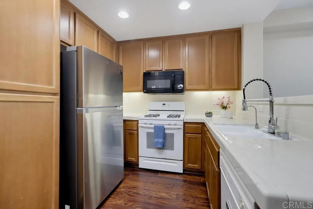 Photo #6: PTP2605136 Listing: Photo #6