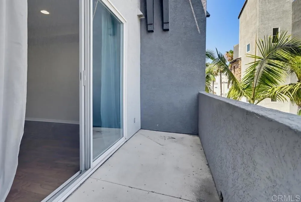 https://cdn.realtyfeed.com/cdn/127/306762427/8b8ce97b8c783bf7cd47a134c57a28a5.webp