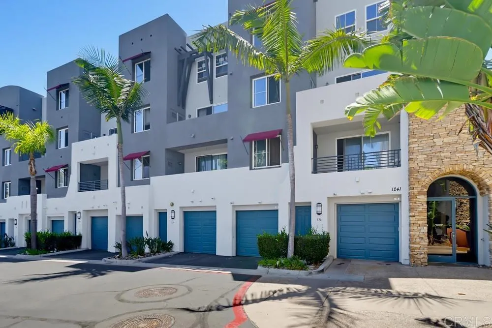 https://cdn.realtyfeed.com/cdn/127/306762427/a36806b6a5ed191ce7ebea156cd1fac1.webp