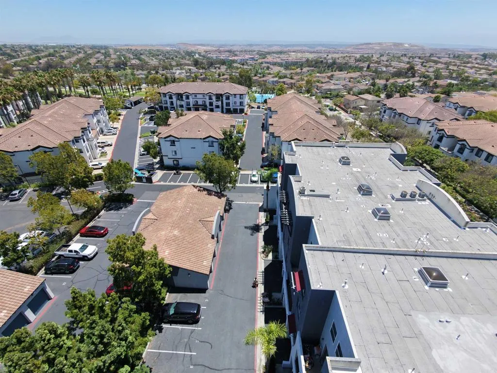https://cdn.realtyfeed.com/cdn/127/306762427/f28dfc946966d40b6c533930807fad0d.webp