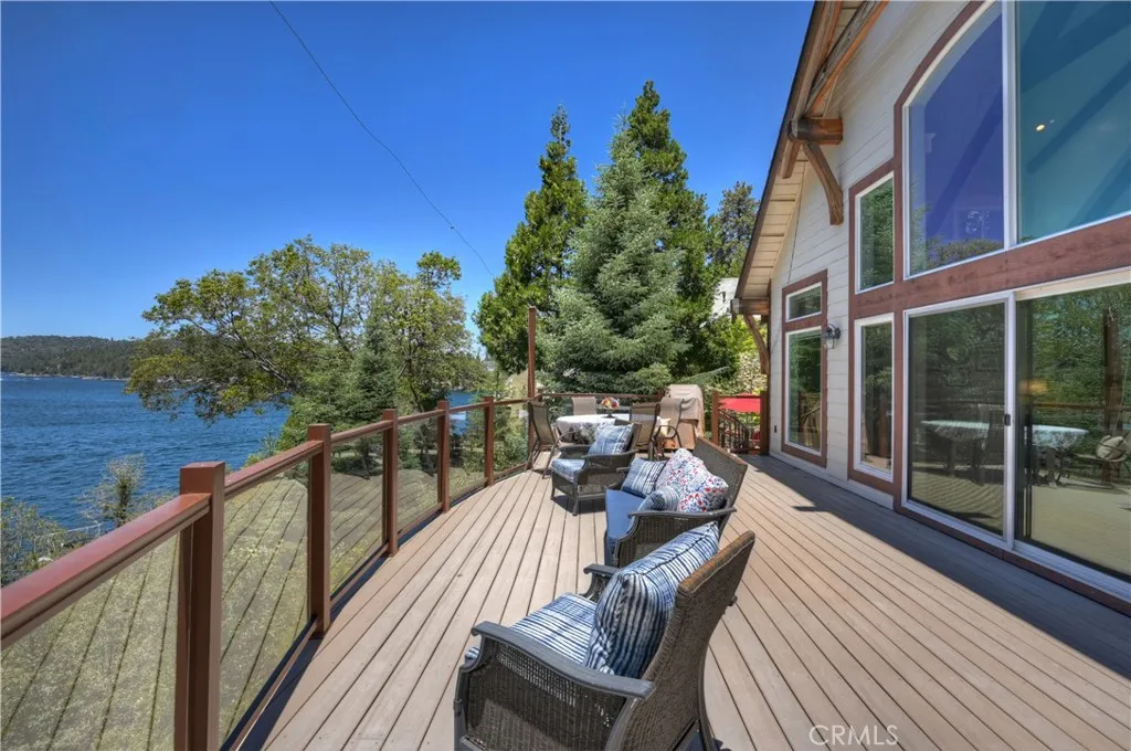 28714 Palisades, Lake Arrowhead, CA 92352 - Photo 3 of 60, Lake Arrowhead, CA
