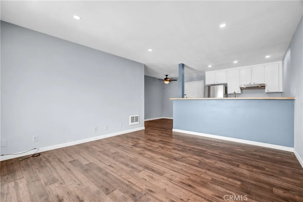 363 Newport Avenue Unit 113, Long Beach, CA 90814 - Photo 3 of 30, Long Beach, CA